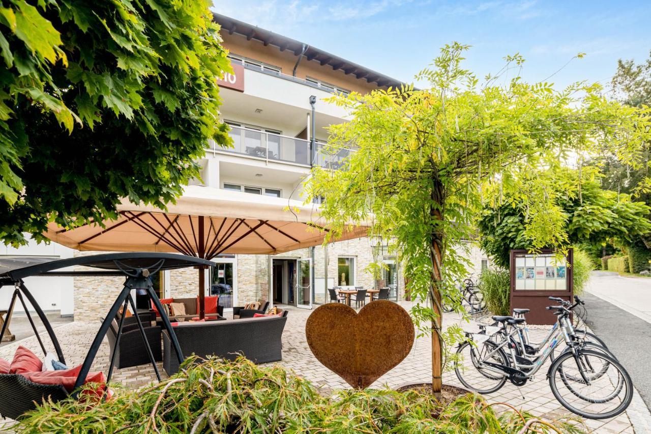 Seehotel Das Jo Перчах-ам-Вертерзе Екстер'єр фото
